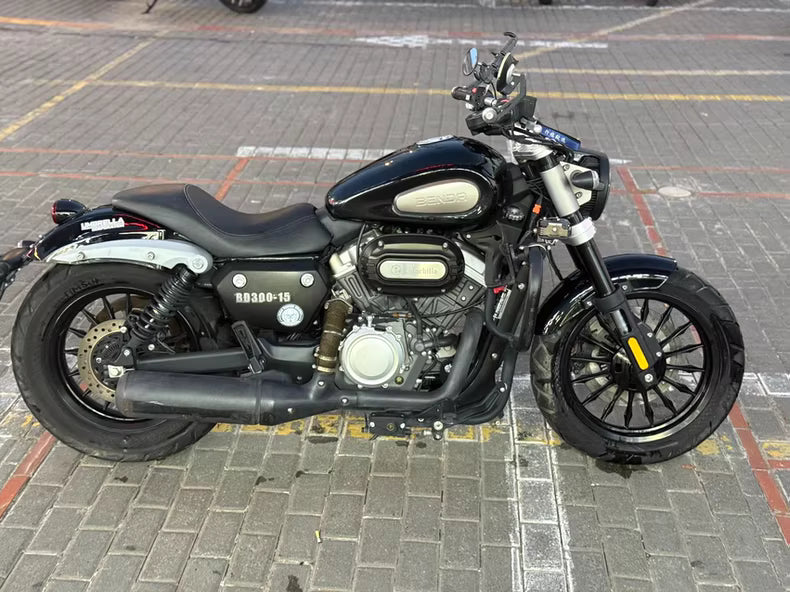 Benda Kingjila 300