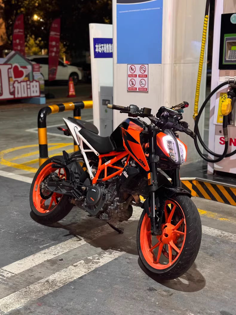 KTM Duke 390