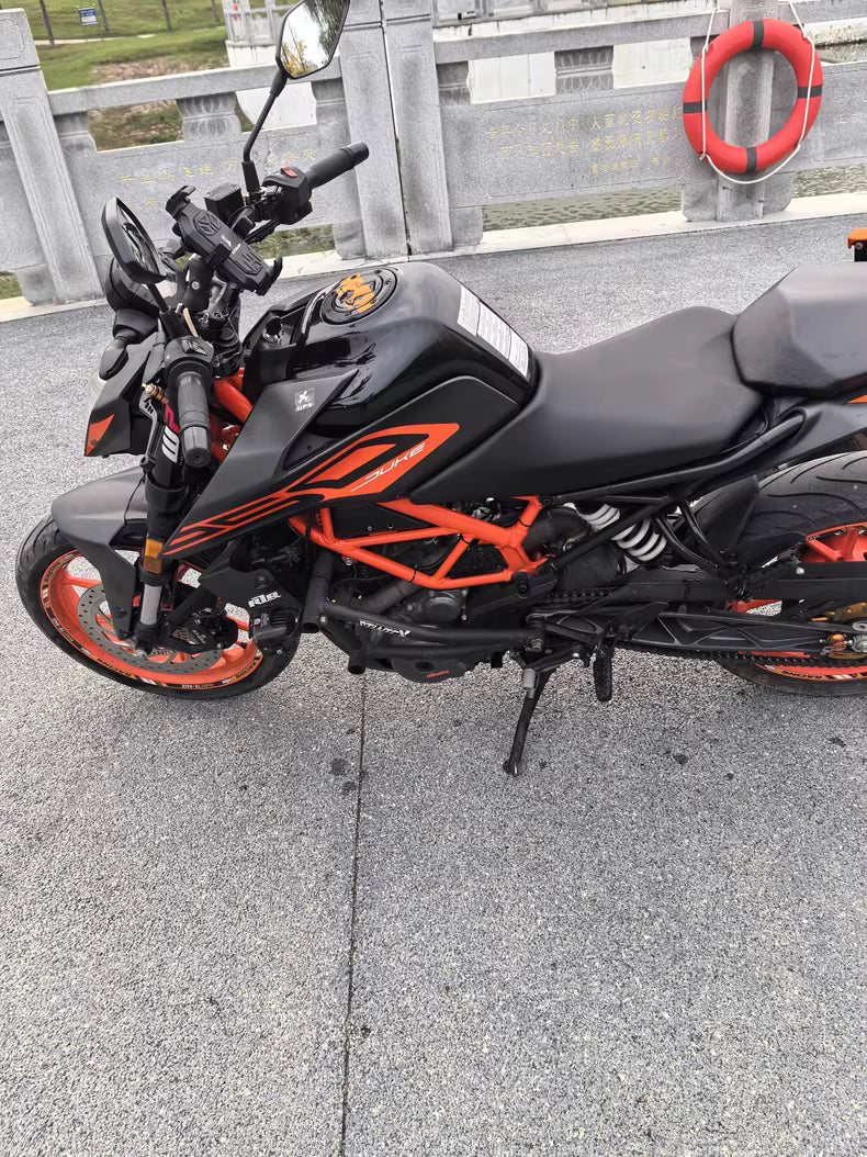 KTM Duke 250