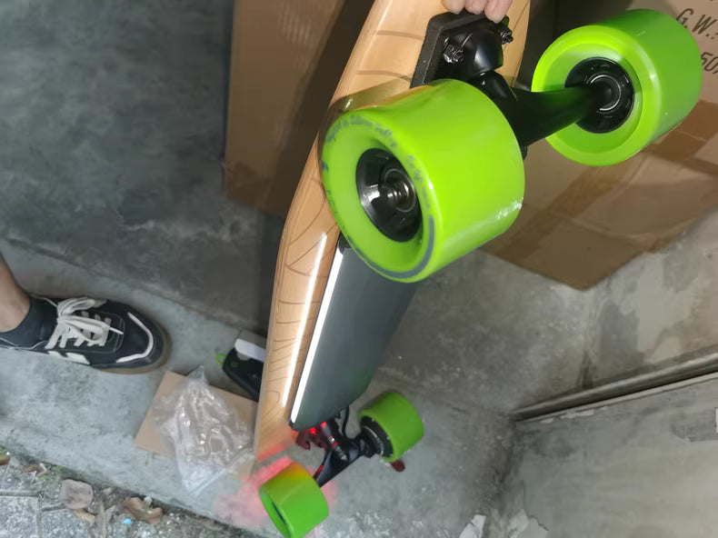 ACTON R1 smart electric skateboard