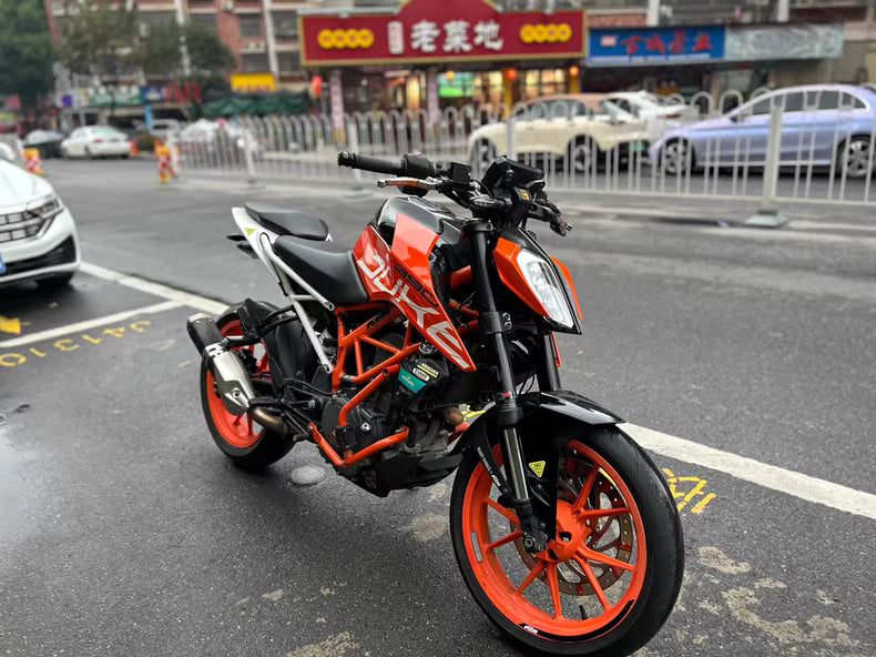 KTM Duke 390