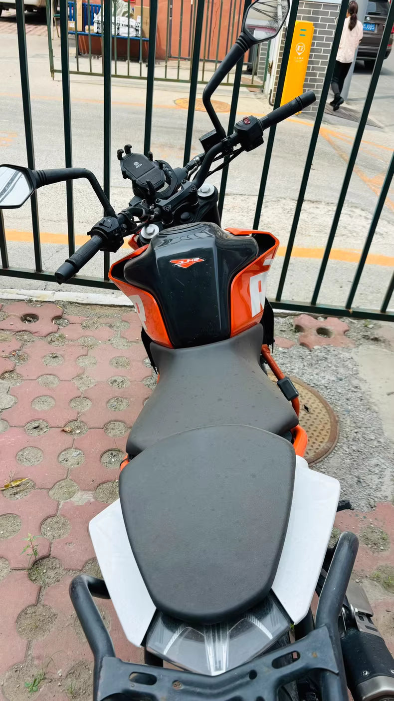 KTM duke250