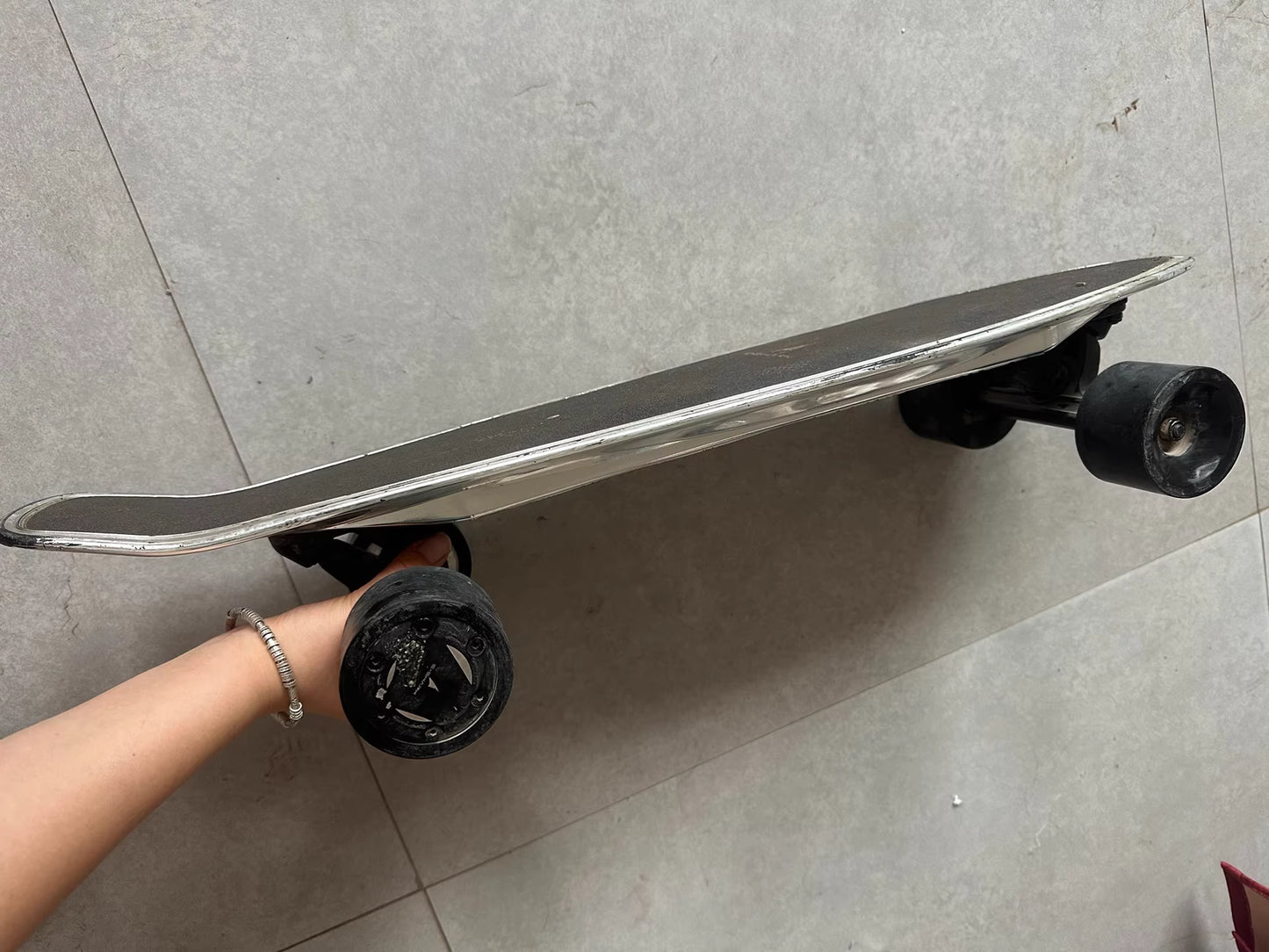 Electric skate board