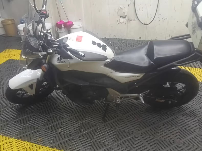 Honda 700
