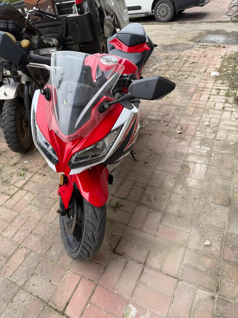 Kawasaki Ninja 350