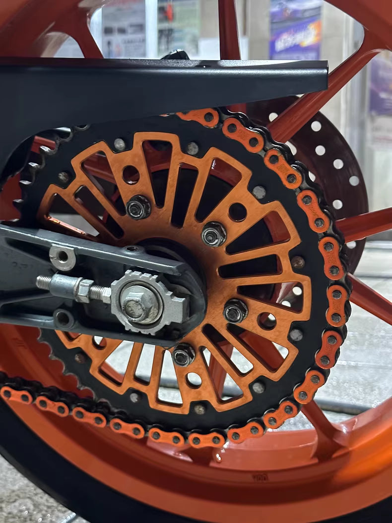 KTM390