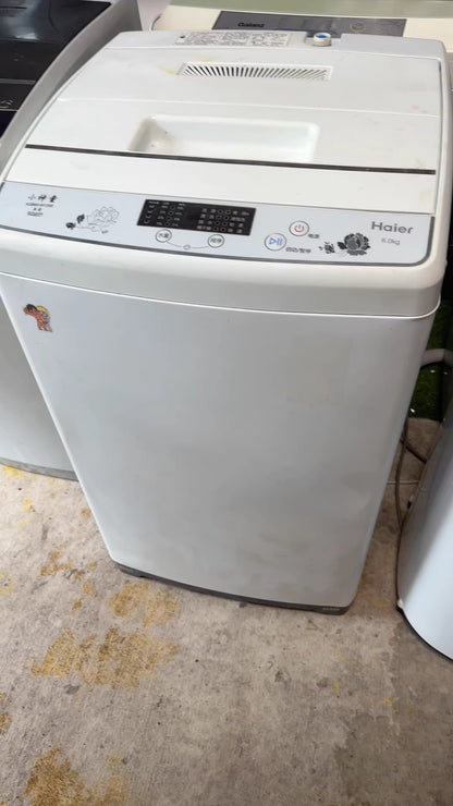 A large number of second-hand washing machines for sale