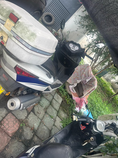 Benali 250 scooter