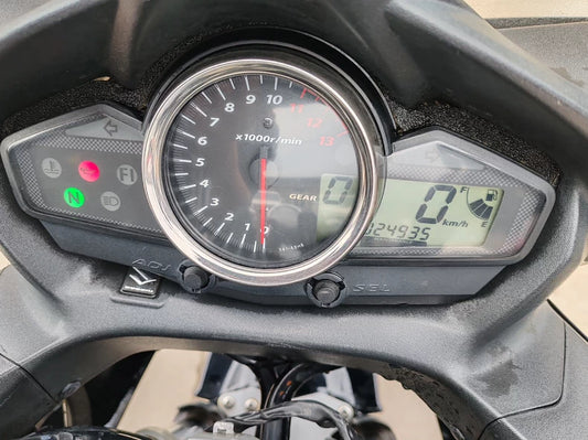 Suzuki GW250F