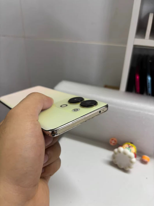OPPO Reno9 5G