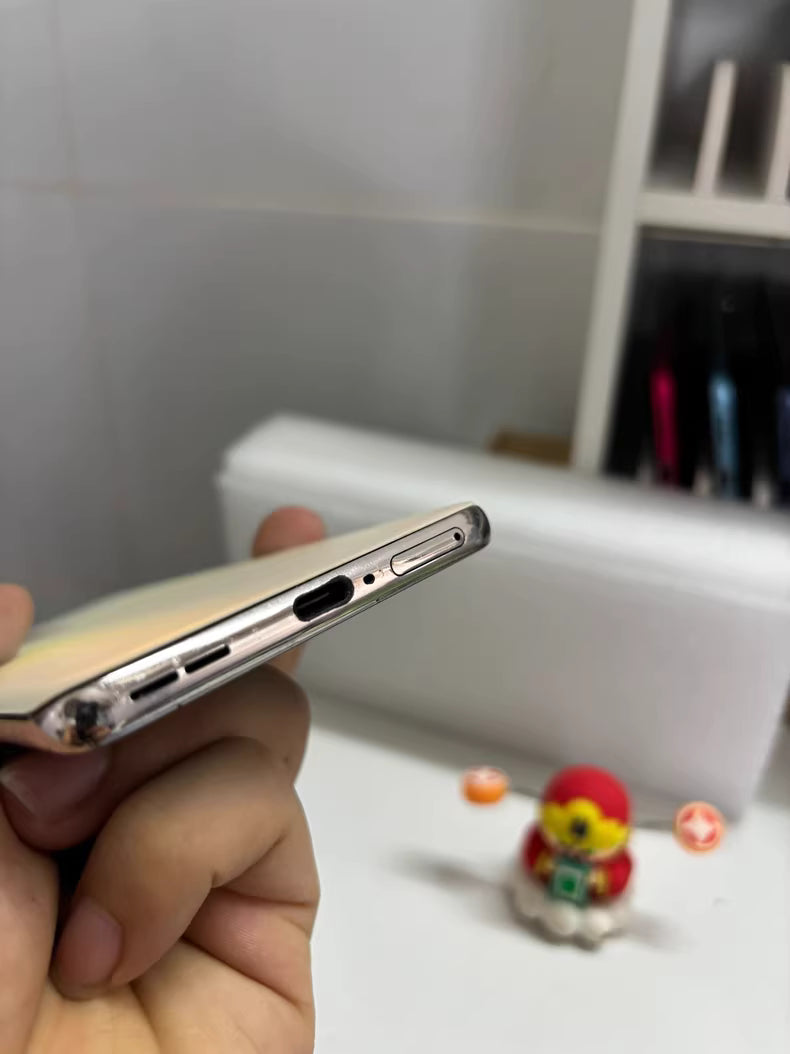 OPPO Reno9 5G