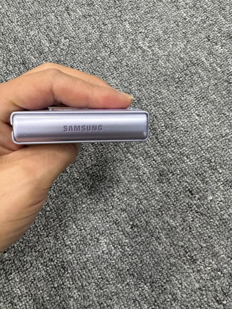 Samsung zFlip3