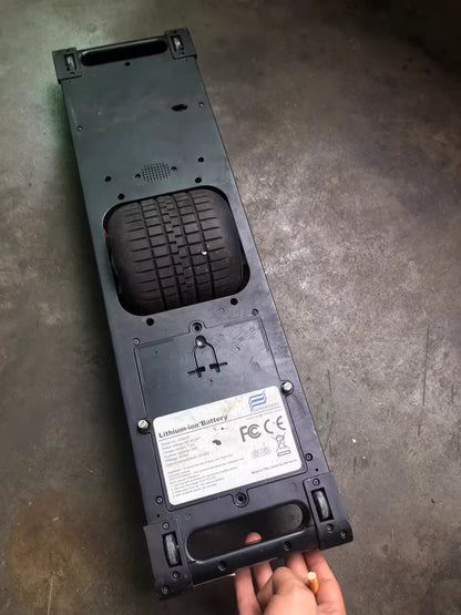 Electric unicycle scooter
