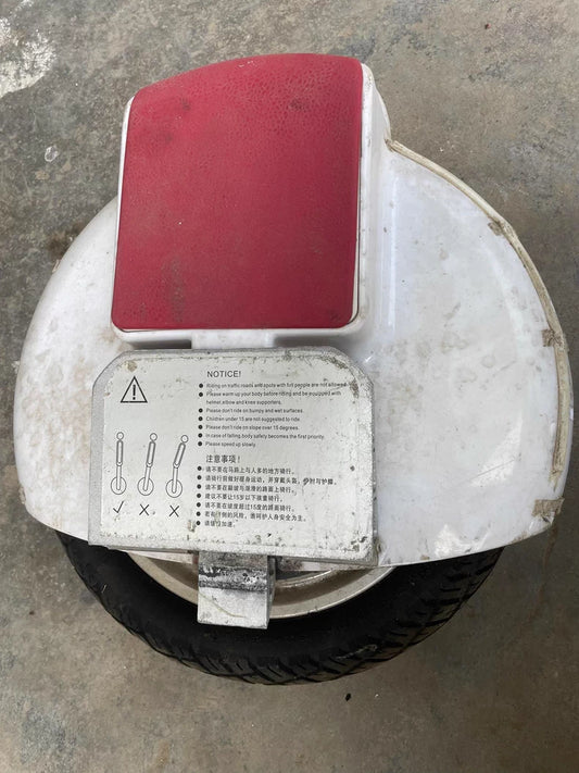 An electric balance unicycle