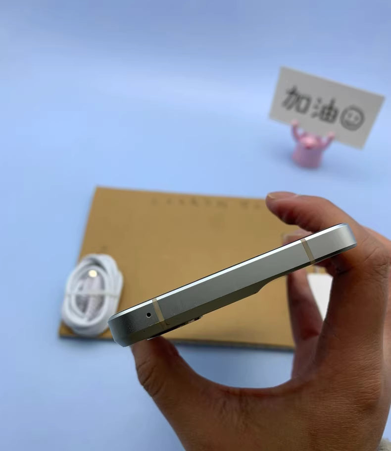 OPPO Reno8