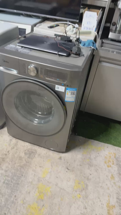 A large number of second-hand washing machines for sale